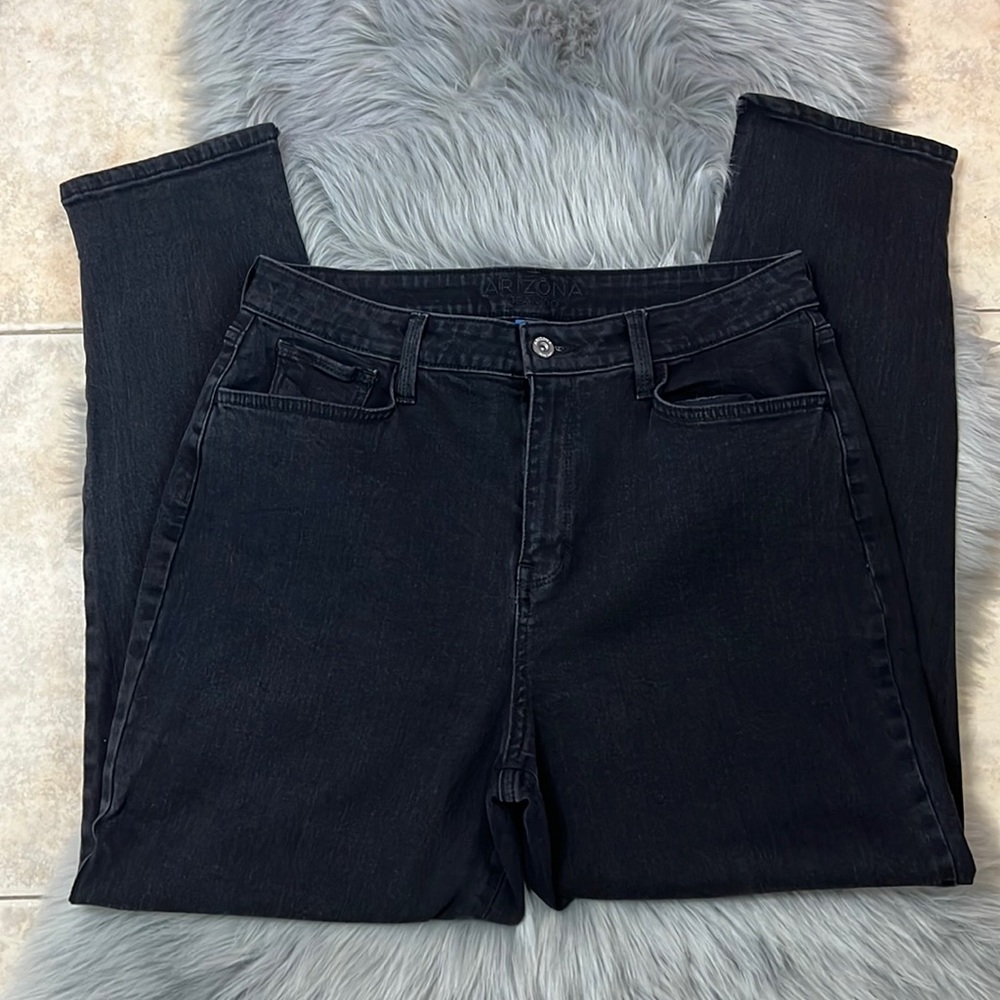 EUC Arizona Jean Co. Highest Rise Curvy Mom Jeans in Black Denim sz 13